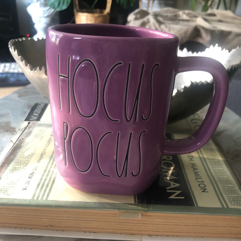 Raw Dunn Hocus Pocus mug